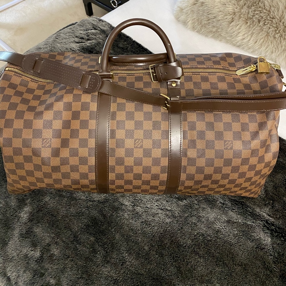 Authentic Louis  Vuitton  unisex travel bag